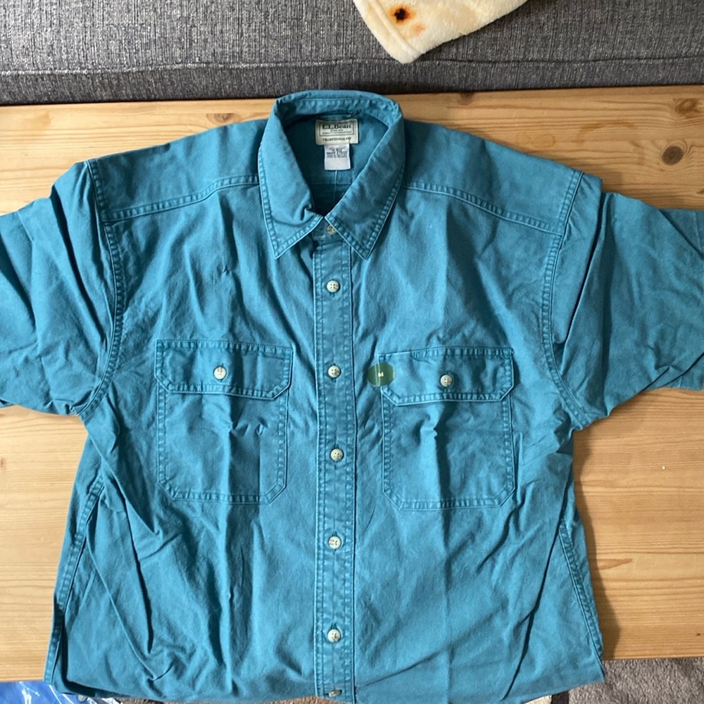 LLBean Men's M Sunwashed Canvas Shirt, Short-Sleeve in teal
